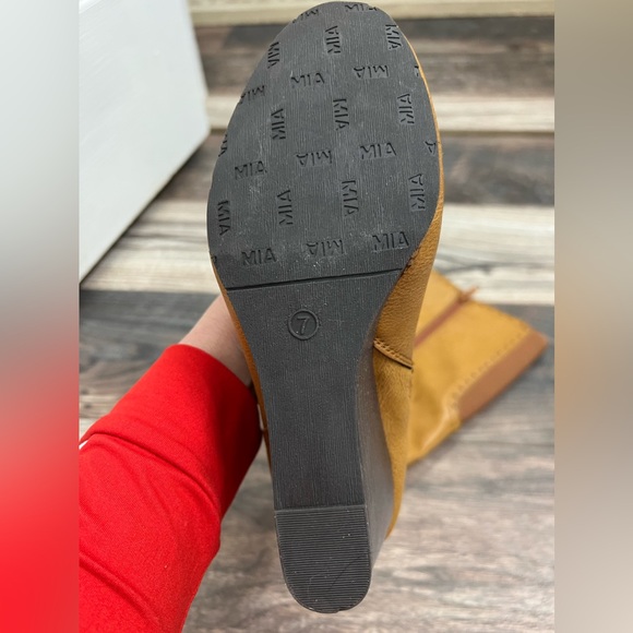 MIA Claretta Women's Boot - Picture 4 of 6